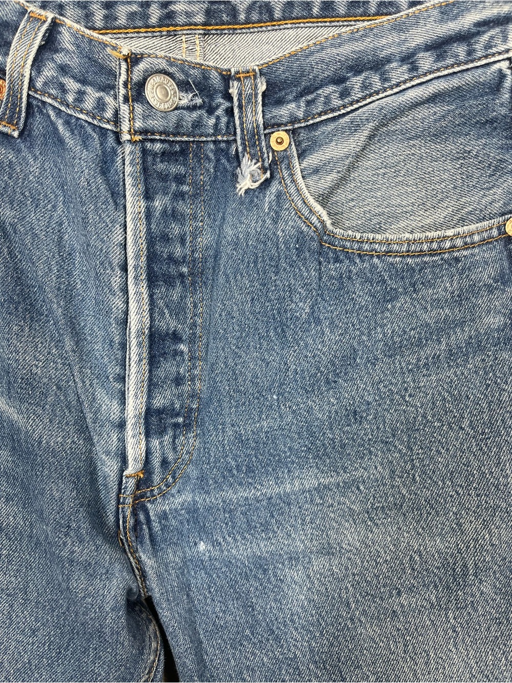Vintage Levi’s Made in the USA 501xx Jeans - Picture 6 of 10